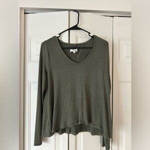 Super soft Lou and Grey LOFT shirt
